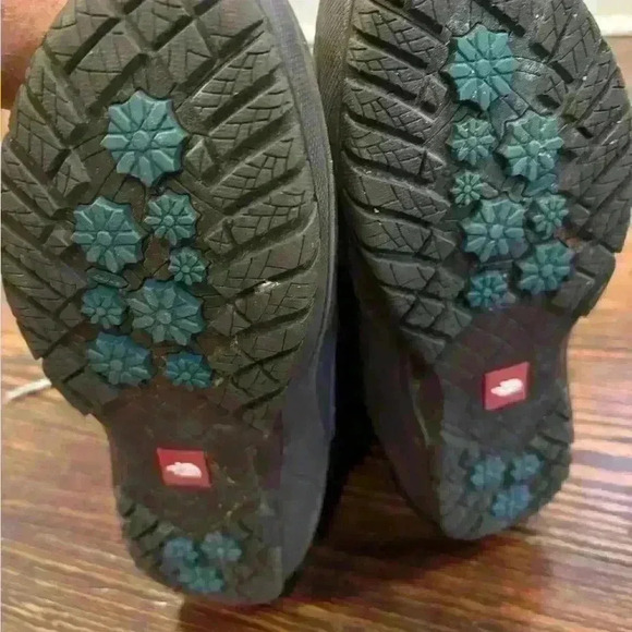 The North Face Shellista Brown Leather Winter Boot Size US 6 - Picture 6 of 9